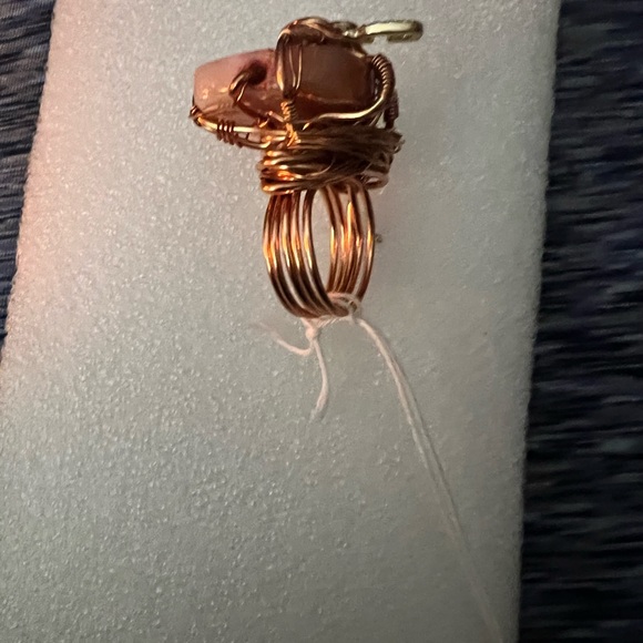 AGATE & CRYSTAL CHARM RING - Picture 12 of 13